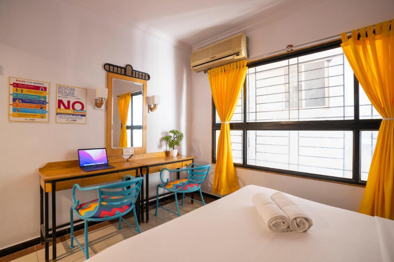 Gostops Bengaluru, Gandhi Nagar Majestic Zewnętrze zdjęcie