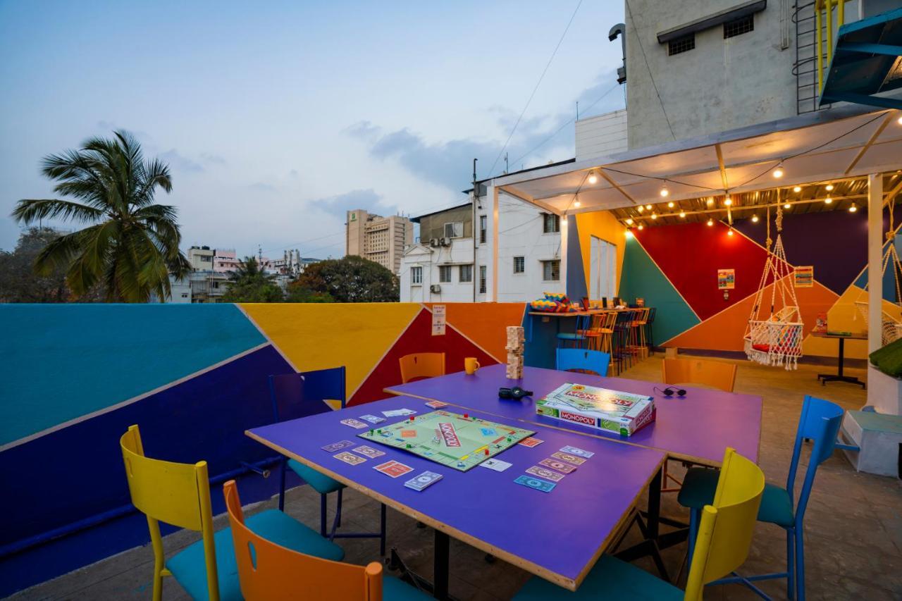 Gostops Bengaluru, Gandhi Nagar Majestic Zewnętrze zdjęcie
